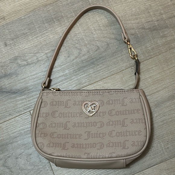 Juicy Couture Flawless Mini tan Wristlet Purse new without tags - Picture 1 of 12
